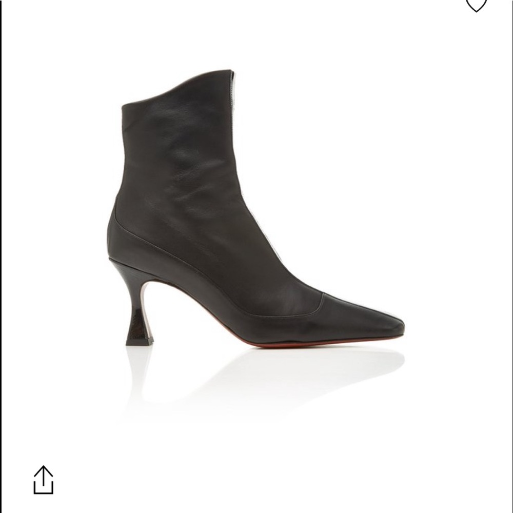 Manu Atelier Duck patent leather boots